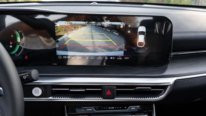 New Kia K5 III, 1.6 l, 2025 in Dubai by Altass Motors, White color. Other | AUTO.AE