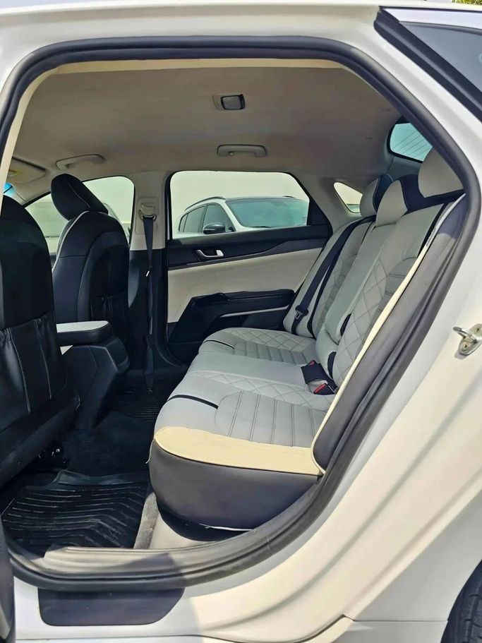 Новый Kia K5 III, 2.5 л, 2021 в Дубае от SK Motors Белый цвет. Other | AUTO.AE