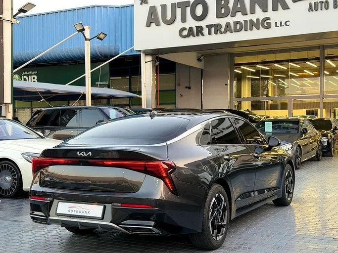 Used Kia K5 III Facelift, 2.5 l, 2024 in Dubai by Auto Bank Motors, Black color. GCC Specs | AUTO.AE
