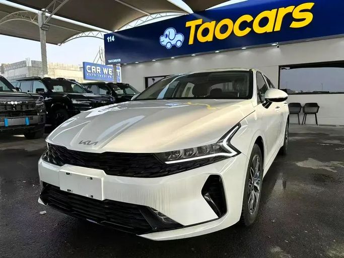 Новый Kia K5 III, 1.5 л, 2025 в Дубае от Taocars Белый цвет. Китайская | AUTO.AE