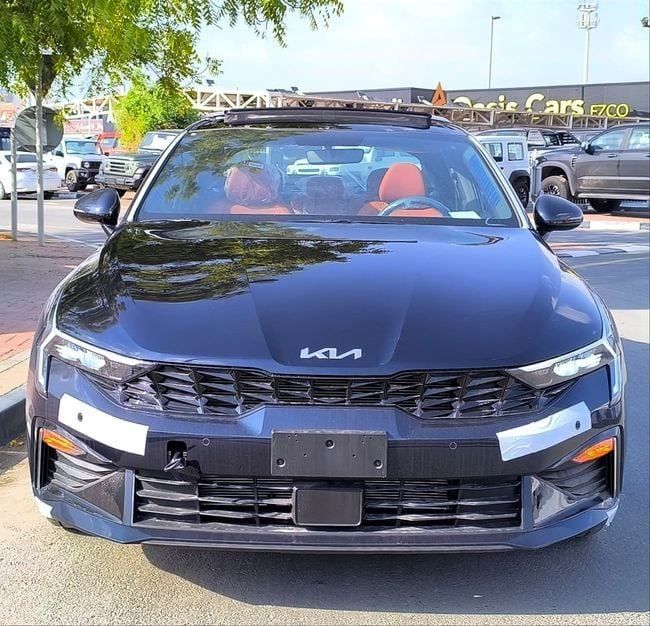 Новый Kia K5 III Рестайлинг, 2.5 л, 2026 в Дубае от SPORT AUTO FZE Черный цвет. GCC | AUTO.AE