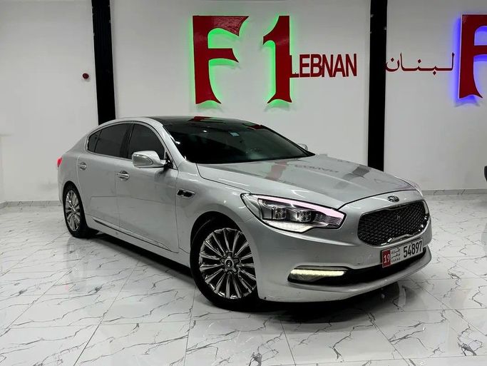 مستعملة Kia K900 I, 5.0 l, 2015 في في دبي من F1 Motors، اللون فضي. المواصفات الكورية | AUTO.AE