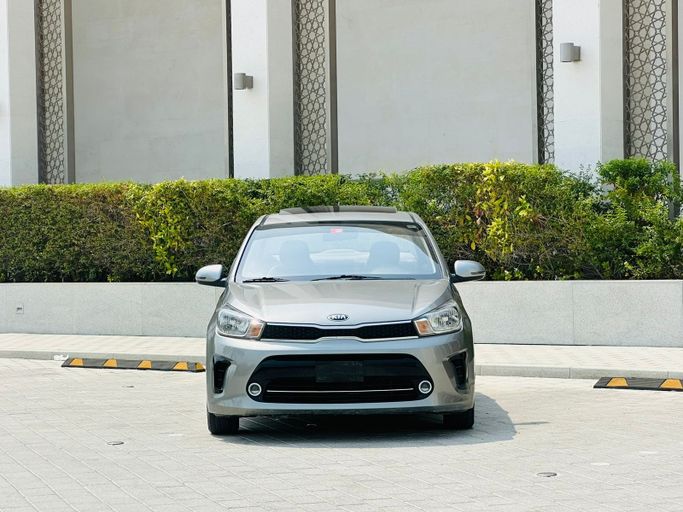 مستعملة Kia Pegas, 1.4 l, 2020 في في دبي من KARGAL USED CARS، اللون رمادي. مواصفات الخليج | AUTO.AE