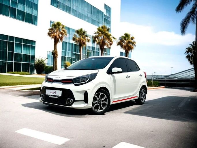 Подержанный Kia Picanto III Рестайлинг, 1.2 л, 2023 в Дубае от Andaleeb Cars Белый цвет. GCC | AUTO.AE