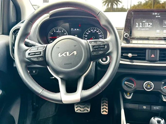 Подержанный Kia Picanto III Рестайлинг, 1.2 л, 2023 в Дубае от Andaleeb Cars Белый цвет. GCC | AUTO.AE