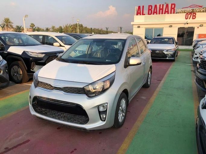 Новый Kia Picanto III Рестайлинг, 1.2 л, 2023 в Дубае от AL BAHAR MOTORS FZE Серебристый цвет.  | AUTO.AE