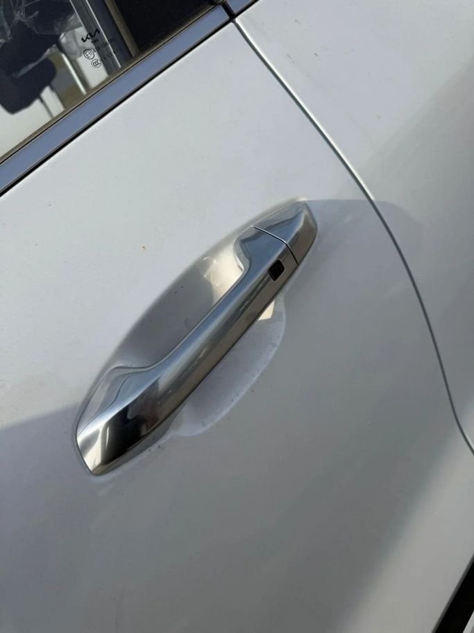 New Kia Seltos I Facelift, 1.5 l, 2025 in Dubai by Mohamed Hakim Motors, White color. Other | AUTO.AE