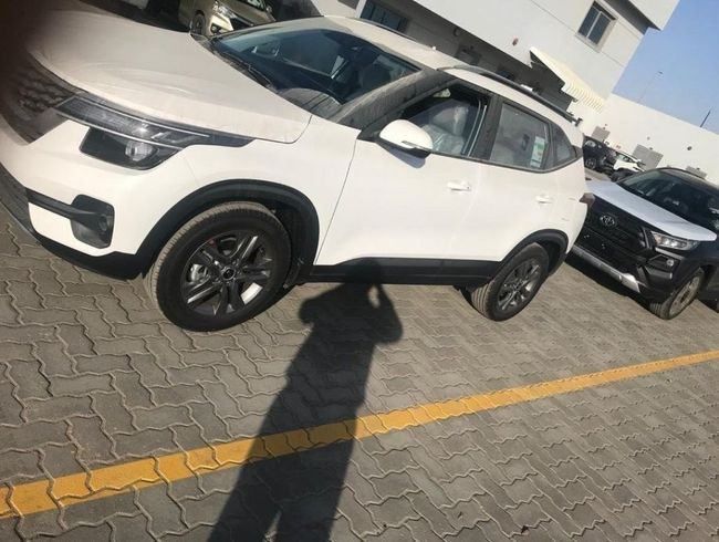 Новый Kia Seltos I, 1.6 л, 2023 в Дубае от Falcons GT Motors FZCO Белый цвет. GCC | AUTO.AE