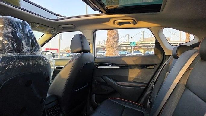 New Kia Seltos I Facelift, 1.6 l, 2024 in Dubai by Passion Motors, White color. Chinese Specs | AUTO.AE