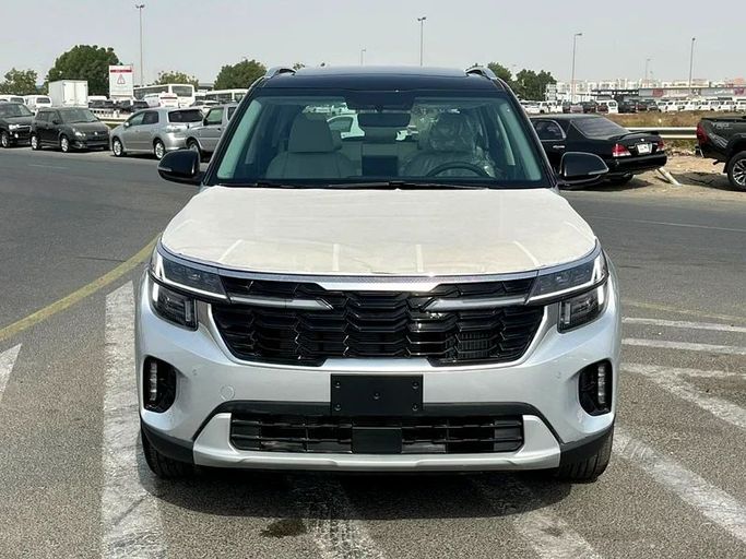 New Kia Seltos I Facelift, 1.4 l, 2024 in Dubai by We Can Motors, White color. GCC Specs | AUTO.AE