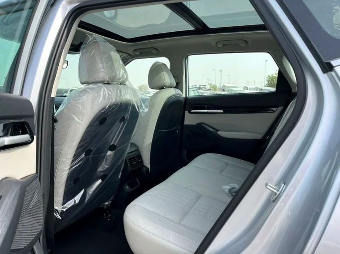 New Kia Seltos I Facelift, 1.4 l, 2024 in Dubai by We Can Motors, White color. GCC Specs | AUTO.AE