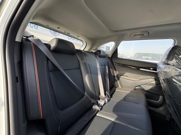 Новый Kia Seltos I Рестайлинг, 1.5 л, 2024 в Дубае от Titanum Cars Белый цвет. Other | AUTO.AE