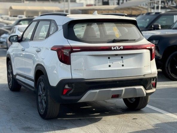 Новый Kia Seltos I Рестайлинг, 1.5 л, 2024 в Дубае от Titanum Cars Белый цвет. Other | AUTO.AE