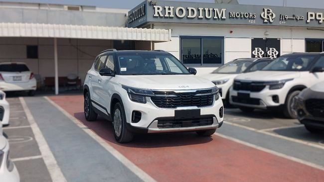 جديدة Kia Seltos أنا شد الوجه, 1.5 l, 2025 في في دبي من Rhodium Motors FZE، اللون أبيض. المواصفات الصينية | AUTO.AE