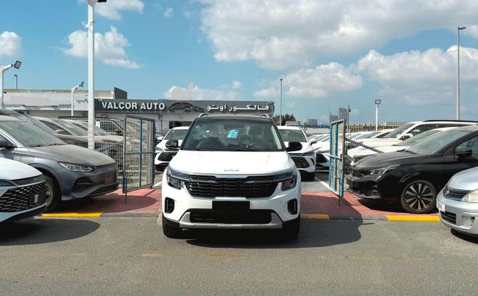 جديدة Kia Seltos أنا فيس ليفت, 1.5 l, 2025 في في دبي من Valcor Auto، اللون أبيض. المواصفات الصينية | AUTO.AE | إعلان #257614