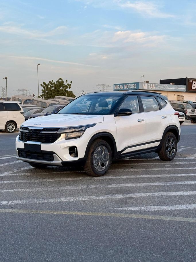 New Kia Seltos I Facelift, 1.5 l, 2025 in Dubai by Signature Motors FZE, White color. Chinese Specs | AUTO.AE | Listing #261492