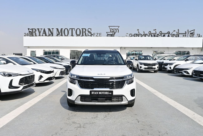New Kia Seltos I Facelift, 1.5 l, 2025 in Dubai by RMG Automobiles, White color. GCC Specs | AUTO.AE | Listing #266102