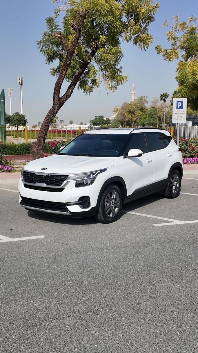 Used Kia Seltos I, 1.6 l, 2021 in Dubai by Tamilan Specialized Vehicles Trading LLC, White color. GCC Specs | AUTO.AE | Listing #268102