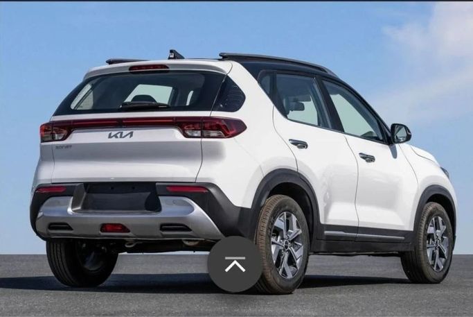 New Kia Sonet I, 1.5 l, 2023 in Dubai by Mohamed Hakim Motors, White color. GCC Specs | AUTO.AE