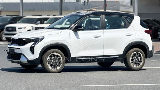 New Kia Sonet I Facelift, 1.0 l, 2024 in Dubai by Falcons GT Motors FZCO, White color. Other | AUTO.AE