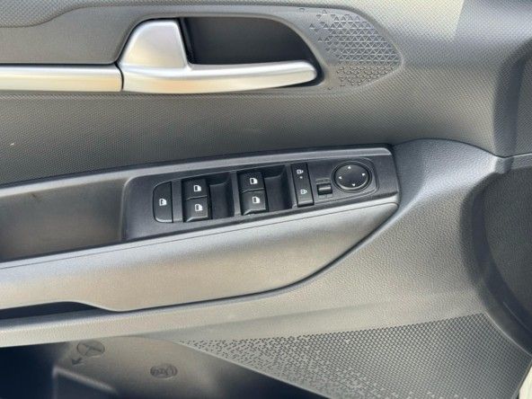Новый Kia Sonet I Рестайлинг, 1.5 л, 2024 в Дубае от Titanum Cars Белый цвет. Other | AUTO.AE