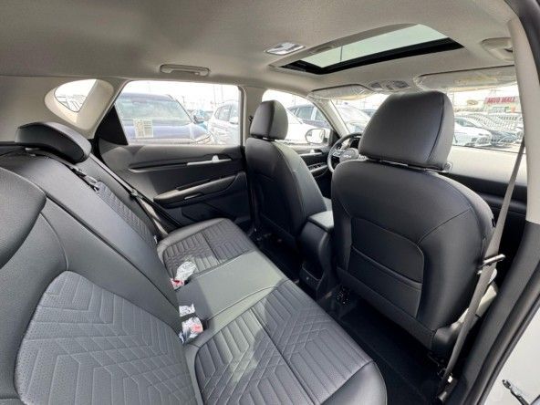 Новый Kia Sonet I Рестайлинг, 1.5 л, 2024 в Дубае от Titanum Cars Белый цвет. Other | AUTO.AE