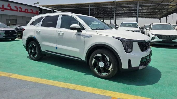 New Kia Sorento IV Facelift, 2.5 l, 2025 in Dubai by Mohamed Hakim Motors, White color. Other | AUTO.AE