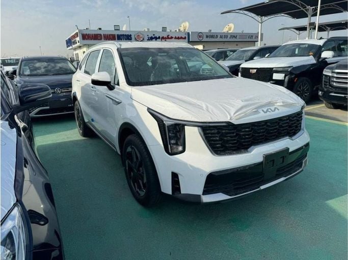 Новый Kia Sorento IV Рестайлинг, 2.5 л, 2024 в Дубае от Mohamed Hakim Motors Белый цвет. Other | AUTO.AE