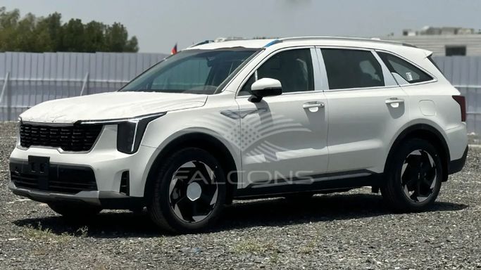 Новый Kia Sorento IV Рестайлинг, 2.5 л, 2024 в Дубае от Falcons GT Motors FZCO Белый цвет. Other | AUTO.AE