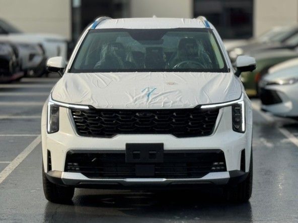 Новый Kia Sorento IV Рестайлинг, 2.5 л, 2025 в Дубае от Titanum Cars Белый цвет. Other | AUTO.AE