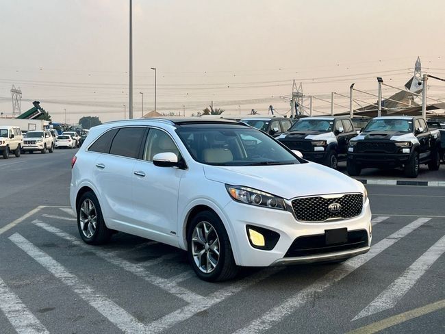 Подержанный Kia Sorento III Prime Рестайлинг, 3.3 л, 2018 в Дубае от SIKANDAR MOTORS Белый цвет. Американская | AUTO.AE
