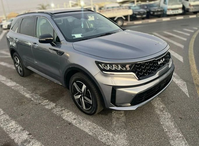 Used Kia Sorento IV, 2.5 l, 2021 in Dubai by SIKANDAR MOTORS, Grey color. GCC Specs | AUTO.AE | Listing #270147