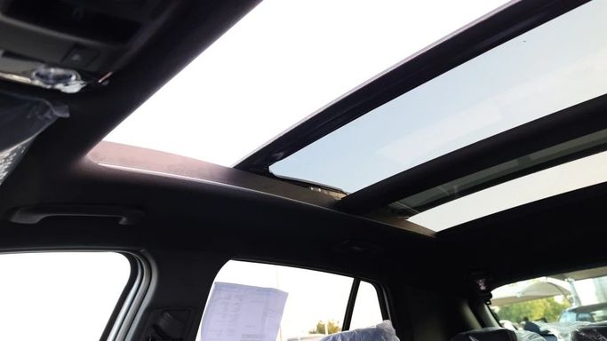 Новый Kia Sportage SWB V, 1.6 л, 2024 в Дубае от JES Motors Белый цвет. Other | AUTO.AE