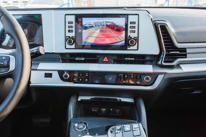 New Kia Sportage V, 1.6 l, 2025 in Dubai by Albakheet Motors, Silver color. GCC Specs | AUTO.AE