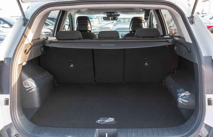 New Kia Sportage V, 1.6 l, 2025 in Dubai by Albakheet Motors, Silver color. GCC Specs | AUTO.AE