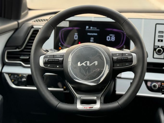 New Kia Sportage V, 2.0 l, 2024 in Dubai by MENAMOTORS, Black color. Other | AUTO.AE