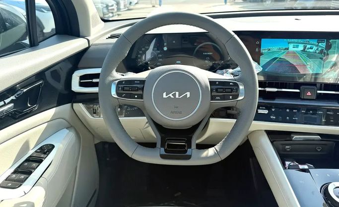 New Kia Sportage V, 1.5 l, 2025 in Dubai by Valcor Auto, Black color. Chinese Specs | AUTO.AE