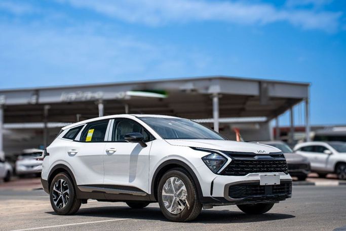 جديدة Kia Sportage V, 2.0 l, 2025 في في الإمارات, دبي من Hussein Ghulam Motors FZCO، اللون أبيض. المواصفات الصينية | AUTO.AE | إعلان #267895