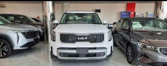 New Kia Telluride I, 3.8 l, 2023 in Dubai by Mohamed Hakim Motors, White color. GCC Specs | AUTO.AE