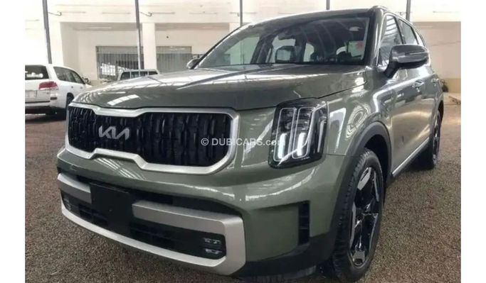 New Kia Telluride I, 3.8 l, 2023 in Dubai by Mohamed Hakim Motors, Green color. GCC Specs | AUTO.AE