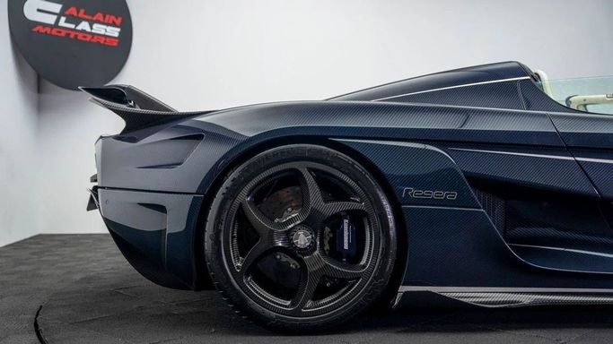 Used Koenigsegg Regera I, 5 l, 2019 in Dubai by Al Ain Class Motors, Grey color. GCC Specs | AUTO.AE