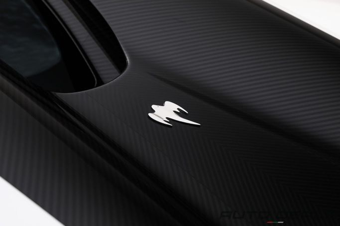 Подержанный Koenigsegg Regera I, 5 л, 2022 в Дубае от AUTO DEALS Белый цвет. GCC | AUTO.AE