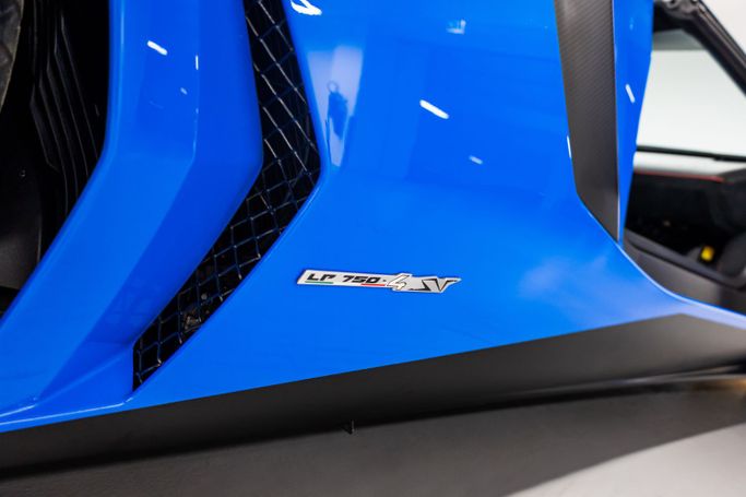 Used Lamborghini Aventador LP750-4 Superveloce I, 6.5 l, 2016 in Dubai by PUPIL OF FATE MOTORS, Blue color. GCC Specs | AUTO.AE