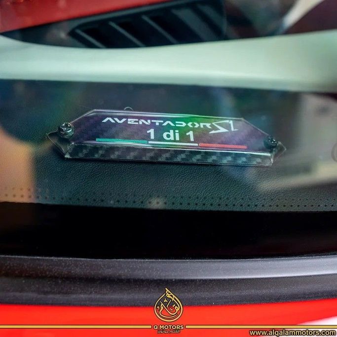 Used Lamborghini Aventador SV I Facelift, 6.5 l, 2018 in Dubai by Q Motors, Red color. GCC Specs | AUTO.AE