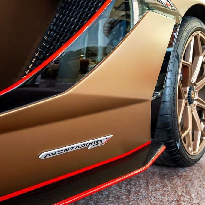 Подержанный Lamborghini Aventador SVJ I Рестайлинг, 6.5 л, 2020 в Дубае от Q Motors Бронзовый цвет. Корейская | AUTO.AE