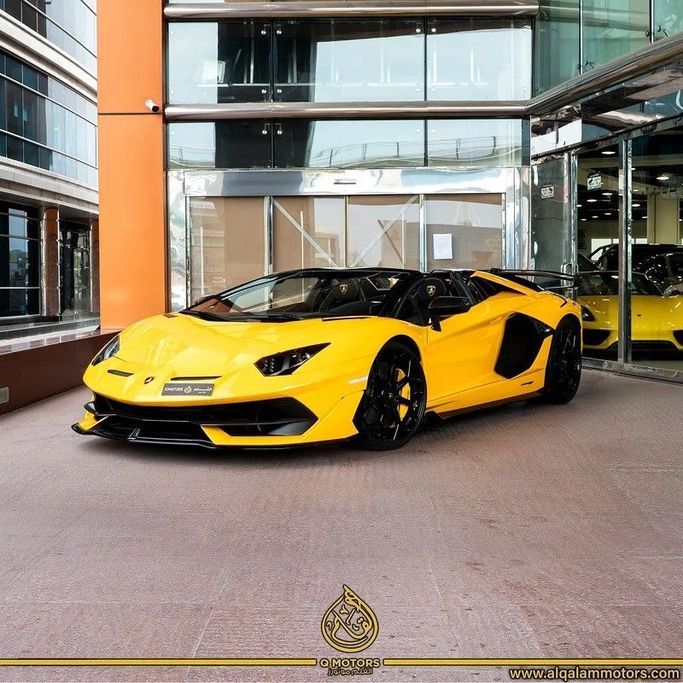 Подержанный Lamborghini Aventador SVJ I Рестайлинг, 6.5 л, 2021 в Дубае от Q Motors Желтый цвет. Европейская | AUTO.AE