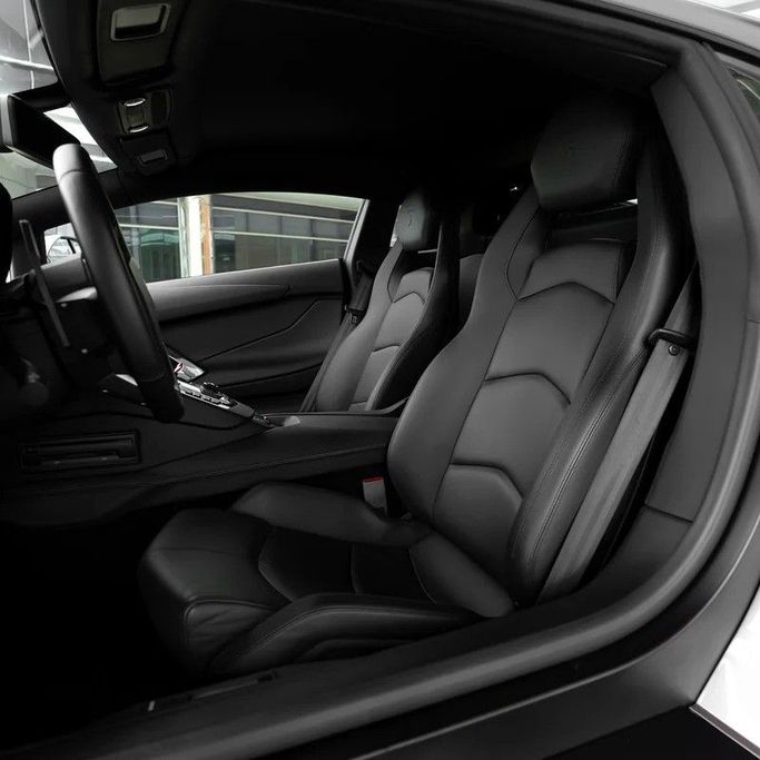 Подержанный Lamborghini Aventador LP720-4 I, 6.5 л, 2014 в Дубае от Q Motors Серебристый цвет. Японская | AUTO.AE