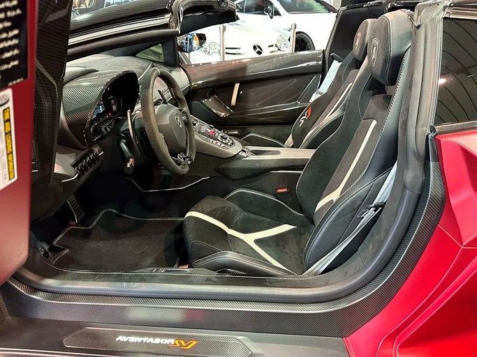 Подержанный Lamborghini Aventador SVJ I Рестайлинг, 6.5 л, 2020 в Дубае от Top Line Motors Красный цвет. GCC | AUTO.AE