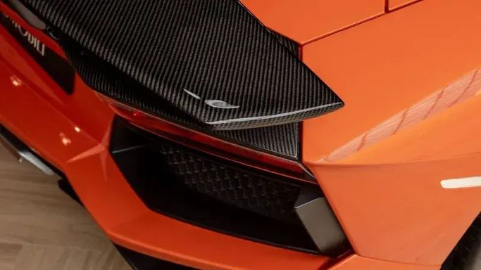 Подержанный Lamborghini Aventador LP700-4 I, 6.5 л, 2014 в Дубае от Automobili Motors Оранжевый цвет. GCC | AUTO.AE