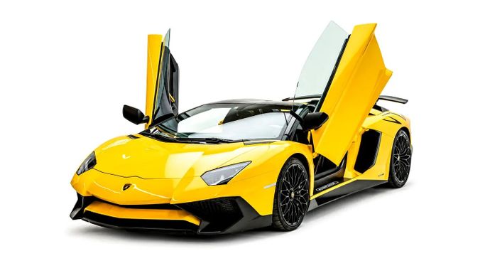 مستعملة Lamborghini Aventador LP750-4 Superveloce Roadster I, 6.5 l, 2017 في في الإمارات, دبي من Torque Point، اللون أصفر. المواصفات الأوروبية | AUTO.AE | إعلان #278789